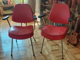 Vintage ! 2 chaises rouges de diner 50's en skaï