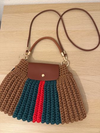 Elegante Handtasche - Handgemachte Exklusivität mit Still