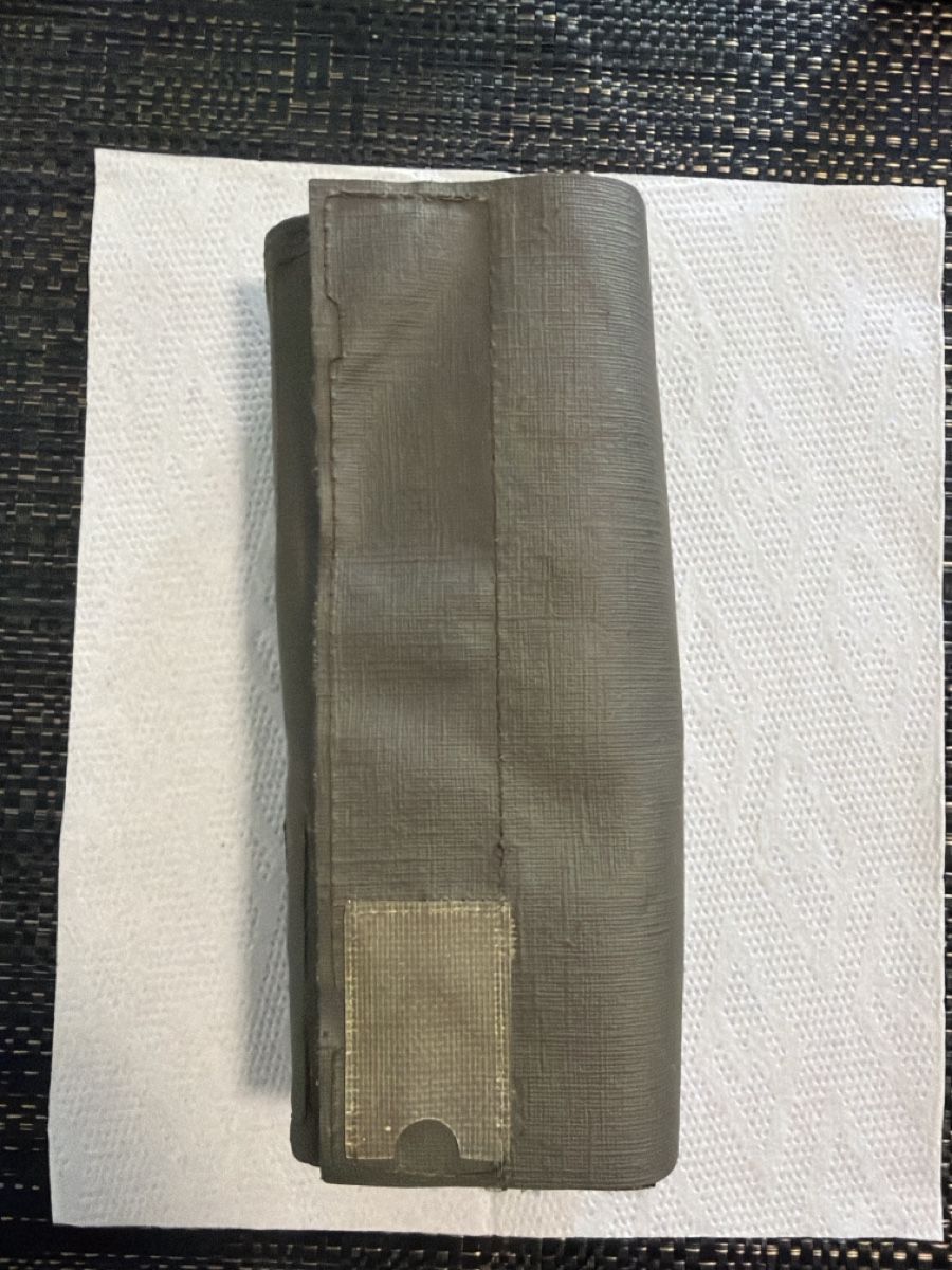 Schweizer Armee Uniformen: Putzzeug Sig Stgw 90 – Gebraucht aus Lausanne von Erion2015