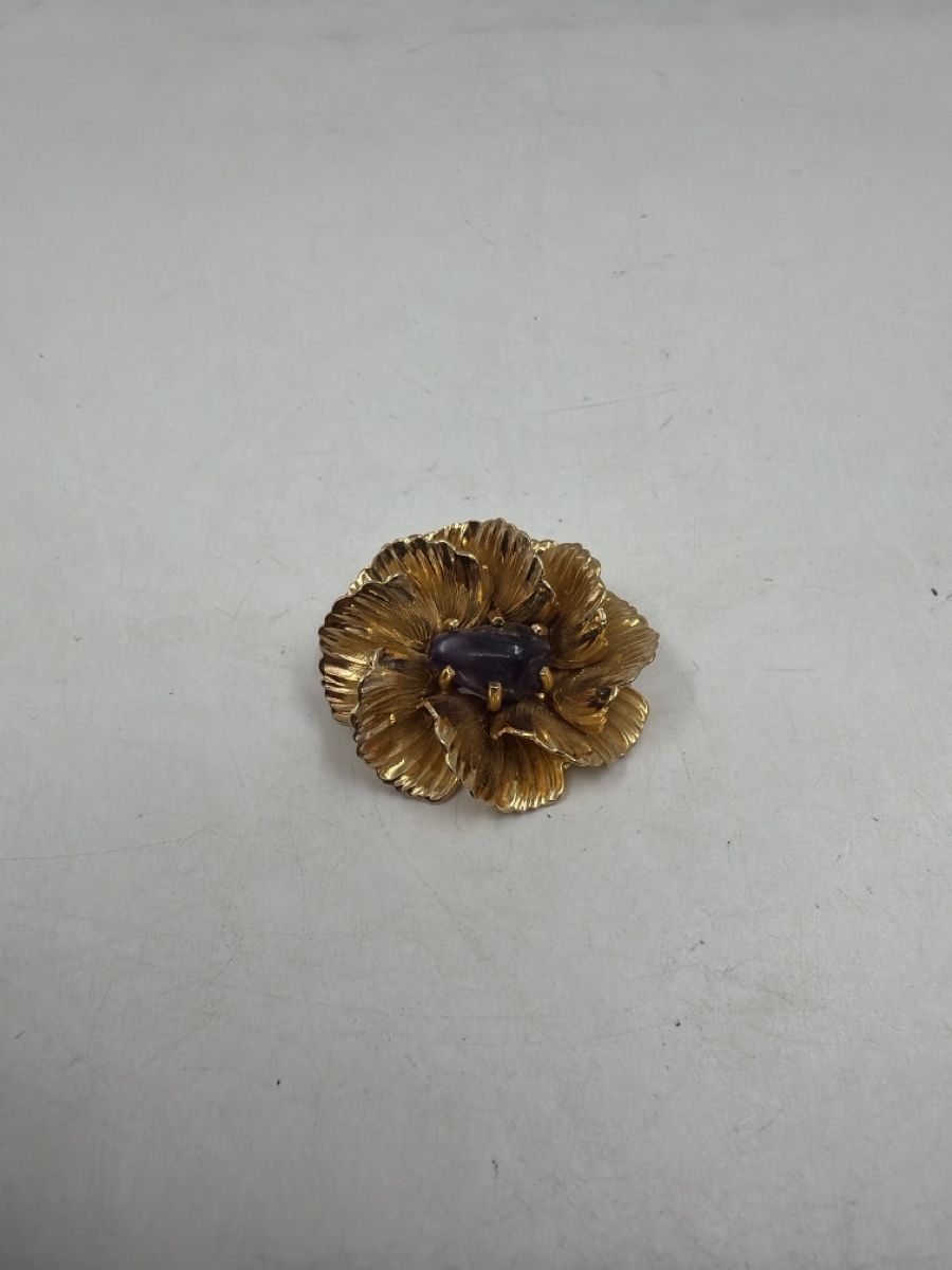Broschen & Nadeln: Brosche Grosse Blumen Design goldfarben mit Amethyst – Gebraucht aus Sirnach von Fkobi