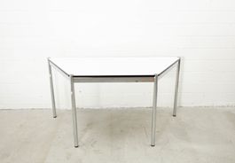 USM Haller Trapeztisch B / Tisch 150 x 80 cm