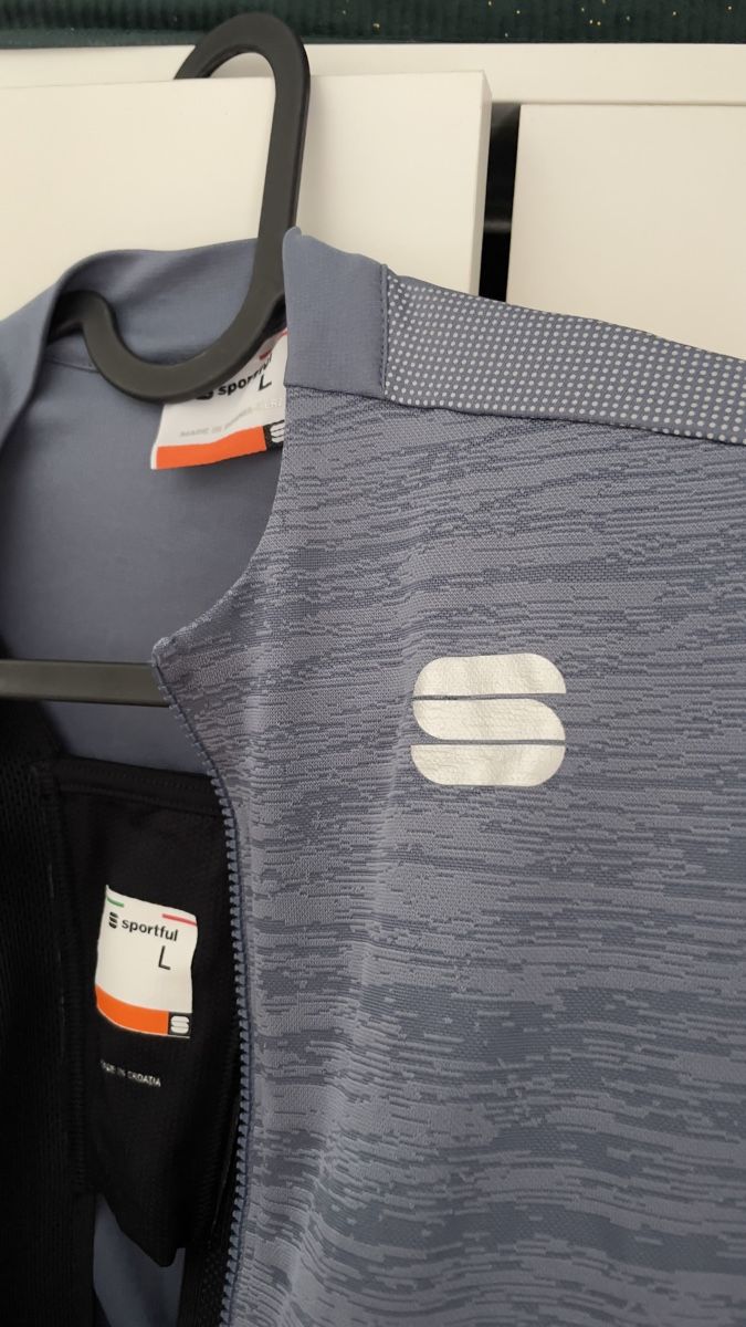 Maillots de corps & Pantalons: Sportful Jersey & Bibs  – D'occasion à Liebefeld par ottas 4