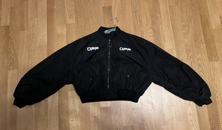 Off-White Bomberjacke XS – Schwarz – Neuwertig