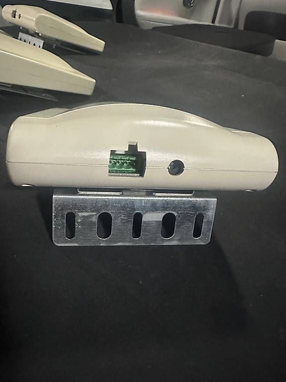 Telefoni: Alcatel-Lucent 4070 IO DECT Basisstation 8x – Usato da Steffisburg venduto da Maetteler
