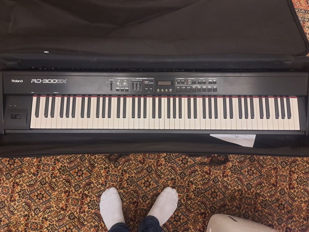 Keyboard Roland RD-300GX (Usato) a Basel per CHF 250 – solo ritiro ...