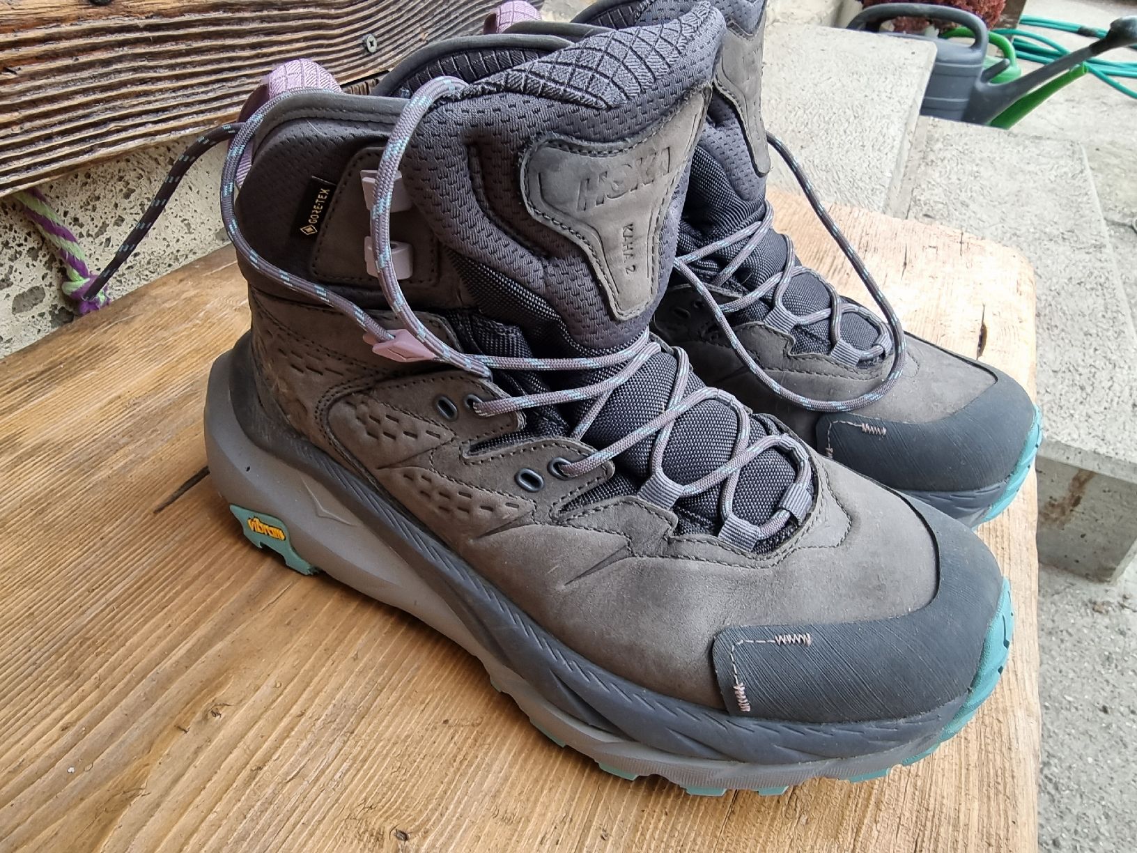Hoka One One Scarpe da donna: Hoka Wanderschuh Damen – Nuovo (secondo la descrizione) da Schönried venduto da Gti89