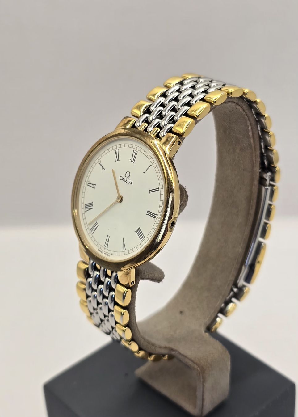 Omega Uhren: Omega De Ville Extra Thin Quartz 32,5mm – Gebraucht aus Minusio von AGSuhren 2