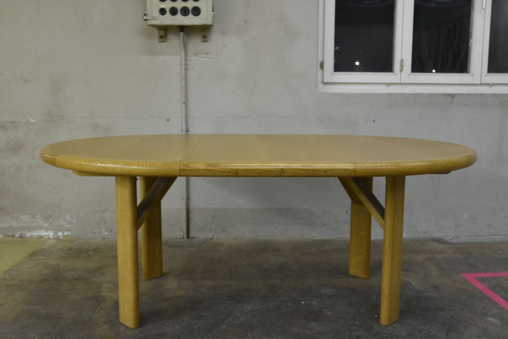 Tavoli: runder Vintage Tisch ausziehbar Eiche – Usato da Lichtensteig venduto da Usedinstorecom 3