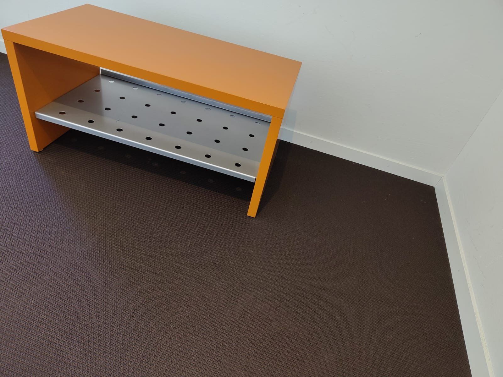 Guardaroba: Garderobenbank – Usato da Ennetbaden venduto da Raum2010 3
