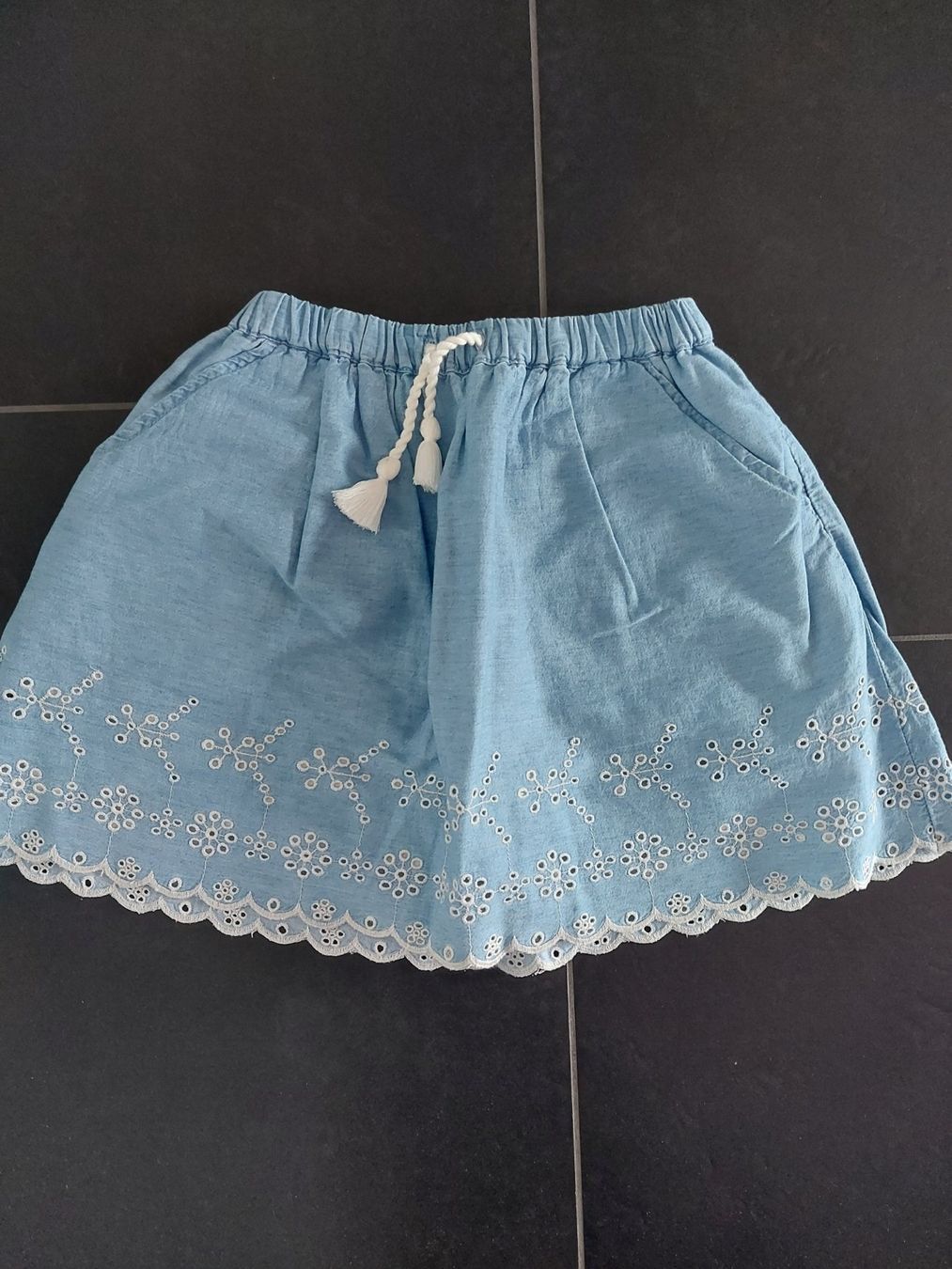 Zara Robes et jupes: Rock – D'occasion à Wittenbach par pambob 1