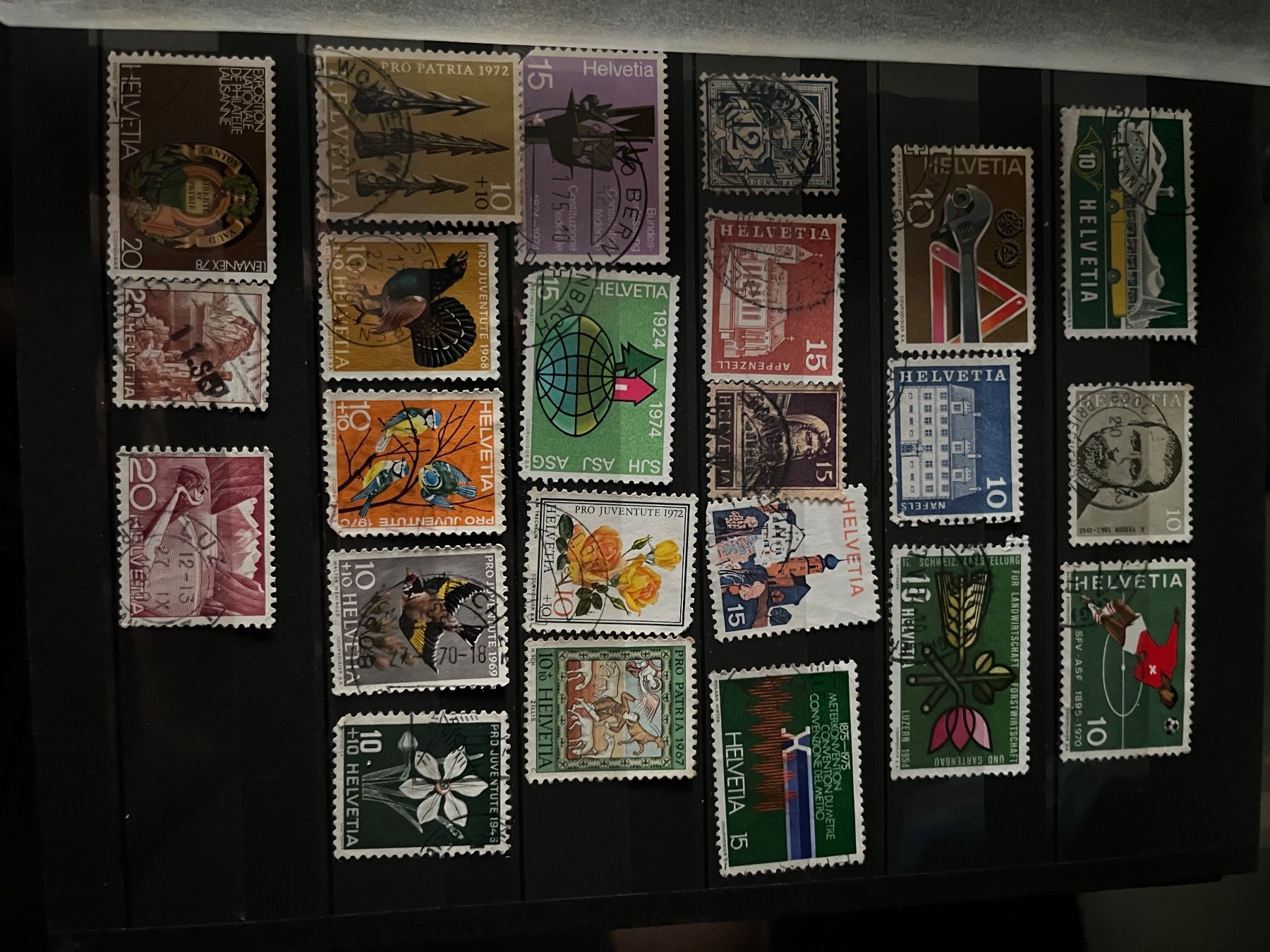 Alle Briefmarken: Briefmarken Bücher – Gebraucht aus Therwil von Andypin 4