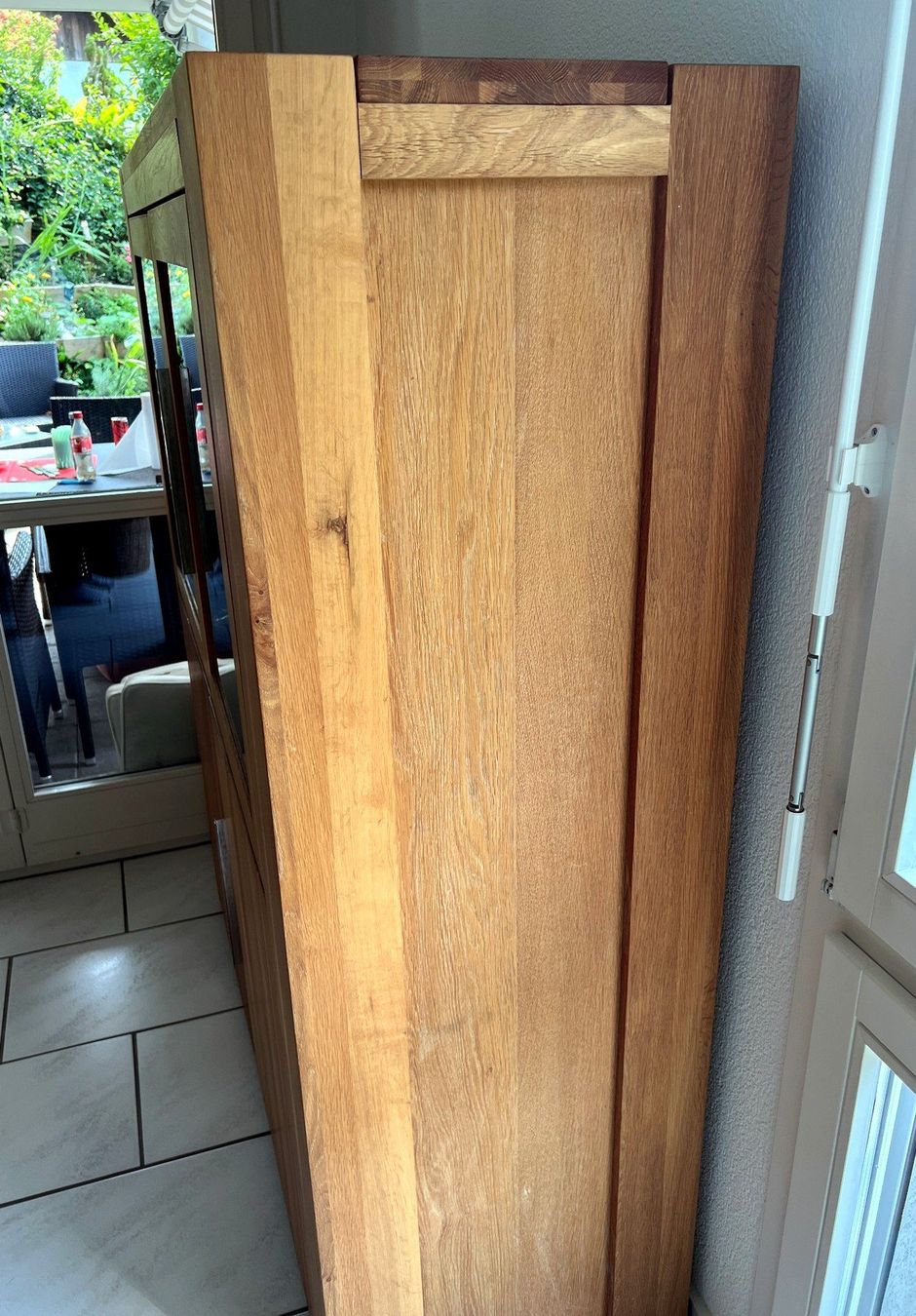 Schränke: Massiver Eichenschrank – Gebraucht aus Volketswil von SecondHanderia 1