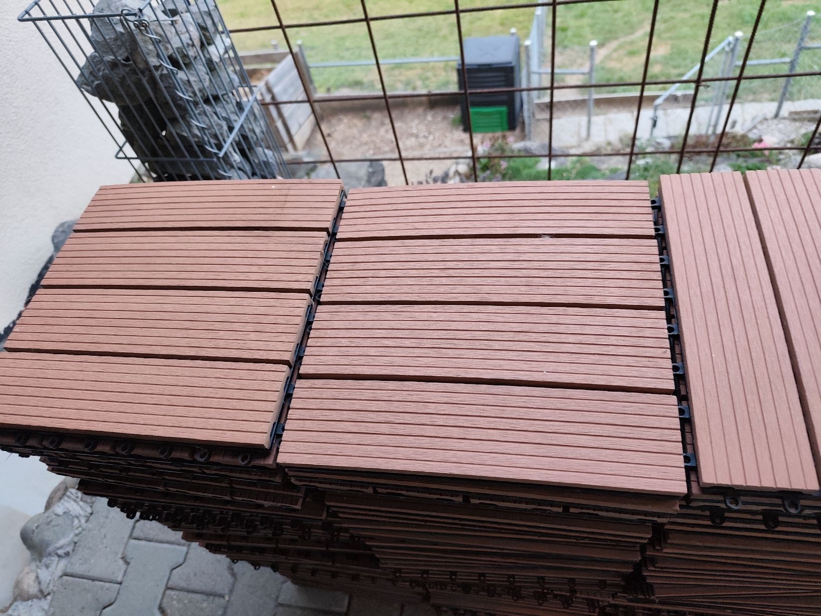 Bodenbeläge: Terrassen Bodenplatten WPC – Gebraucht aus Röthenbach i. E. von Drachen111 1