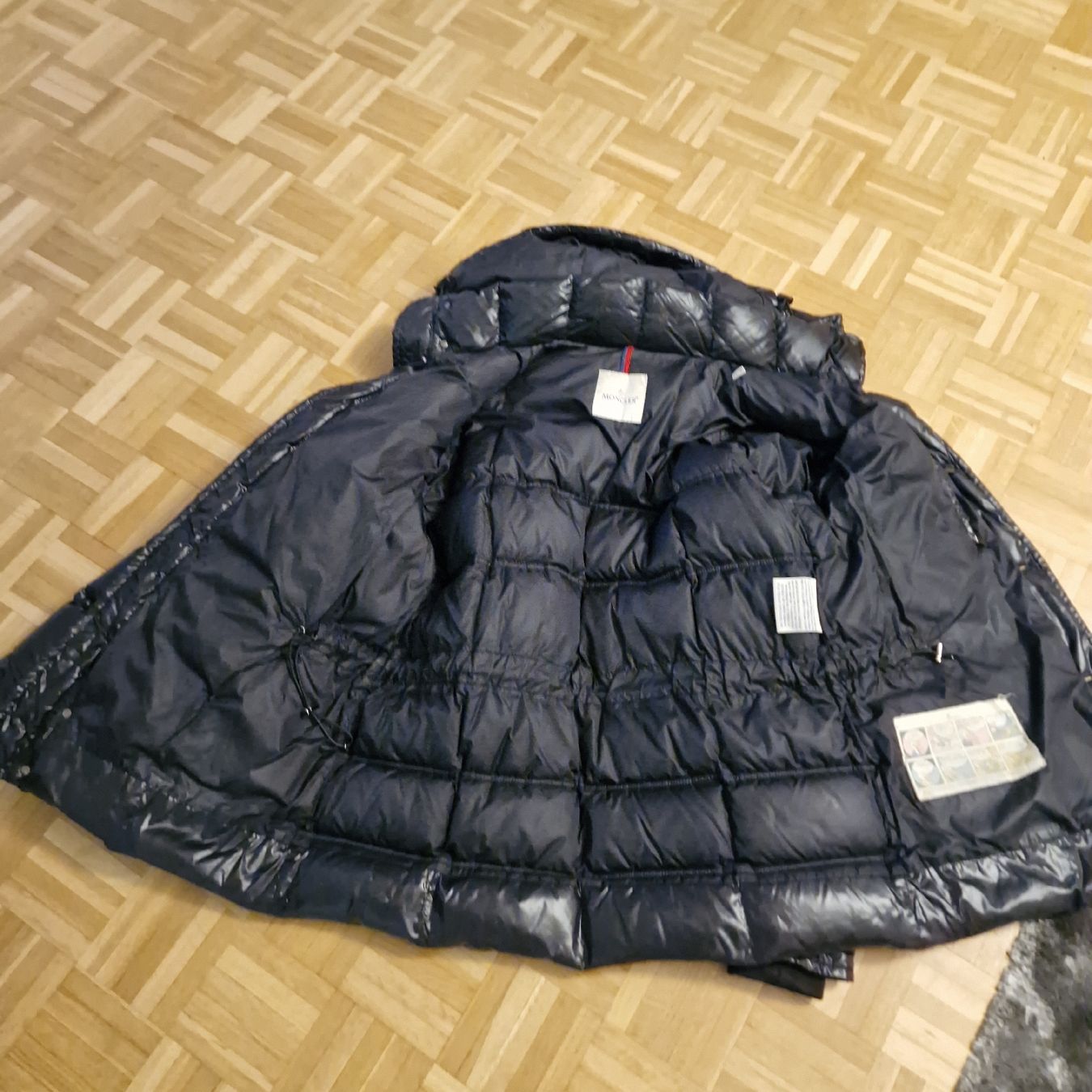 Moncler Giacche: Moncler Jacke Gr 52 – Usato da St. Gallen venduto da mania03 7