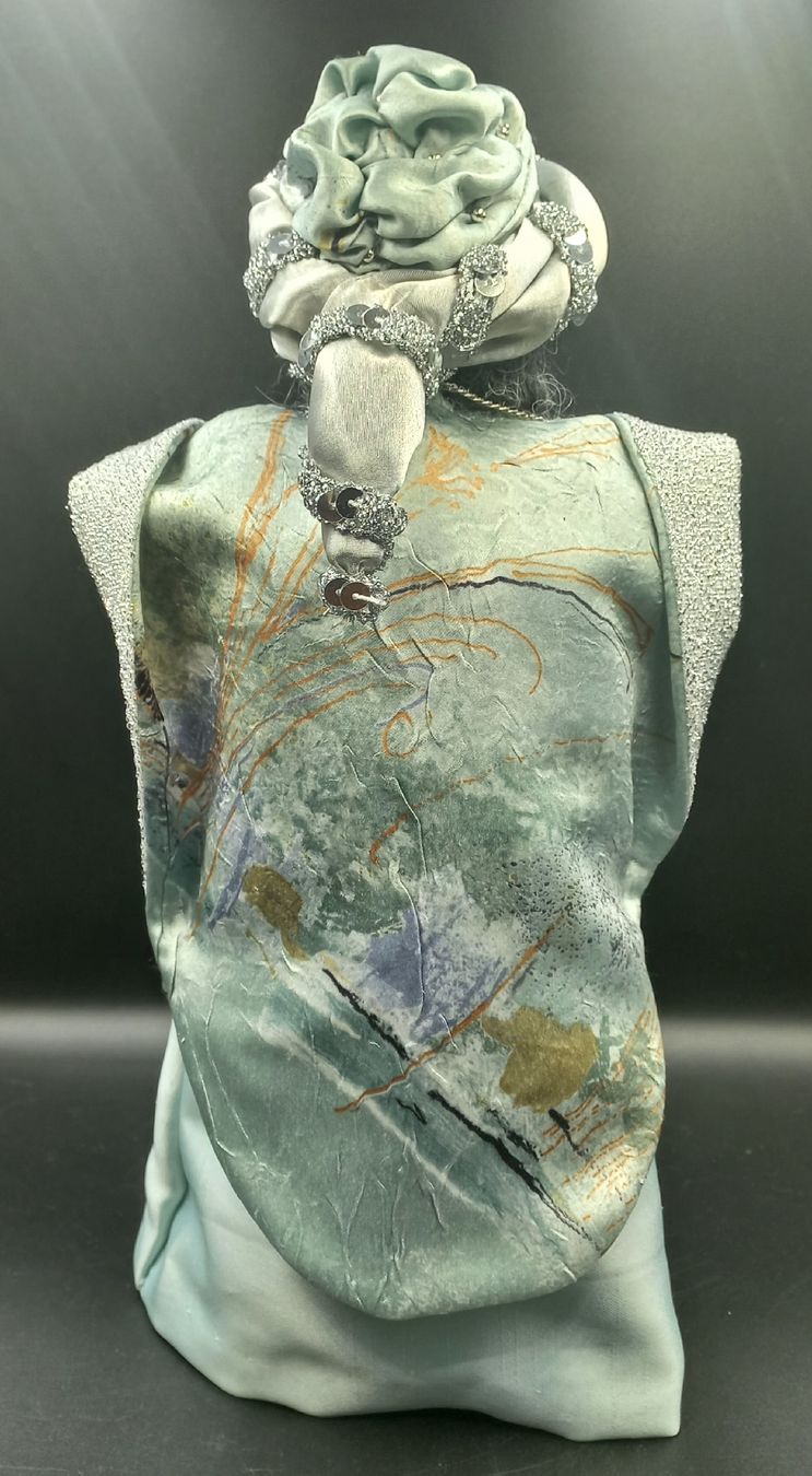 Statuette: Schwarzenberger Krippenfigur, wundervoller König – Nuovo (secondo la descrizione) da Lachen SZ venduto da jimmygoal13 5