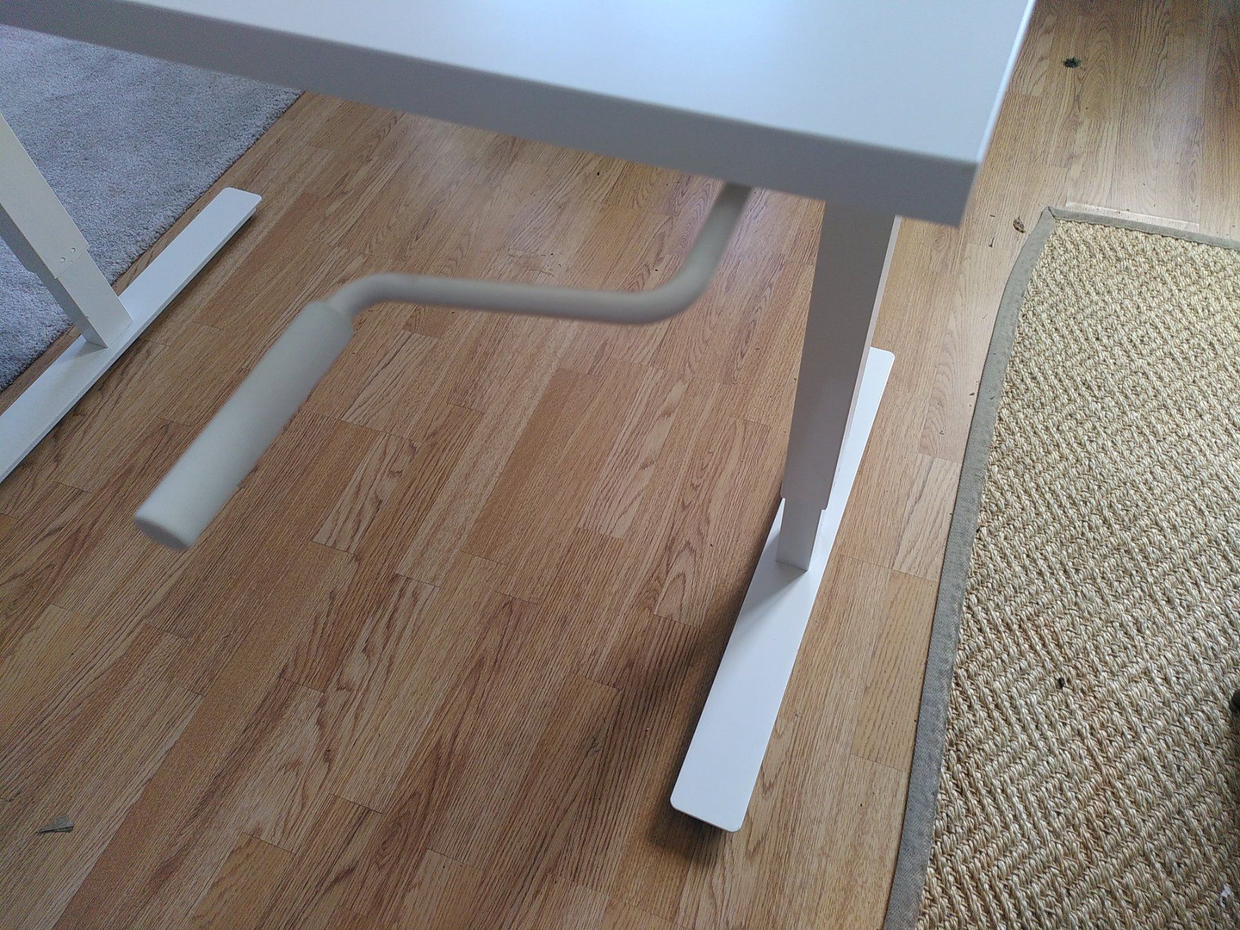 Scrivanie: Ikea Schreibtisch höhenverstellbar – Usato da Zürich venduto da plu_sp9h 2