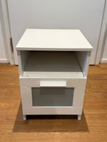 IKEA Nachttisch / Beistelltisch weiss mit Schublade (2/2)