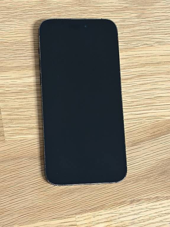 Telefoni cellulari / Smartphones: iPhone 14 Pro Max / 256GB – Usato da Basel venduto da irm_kbw8 1