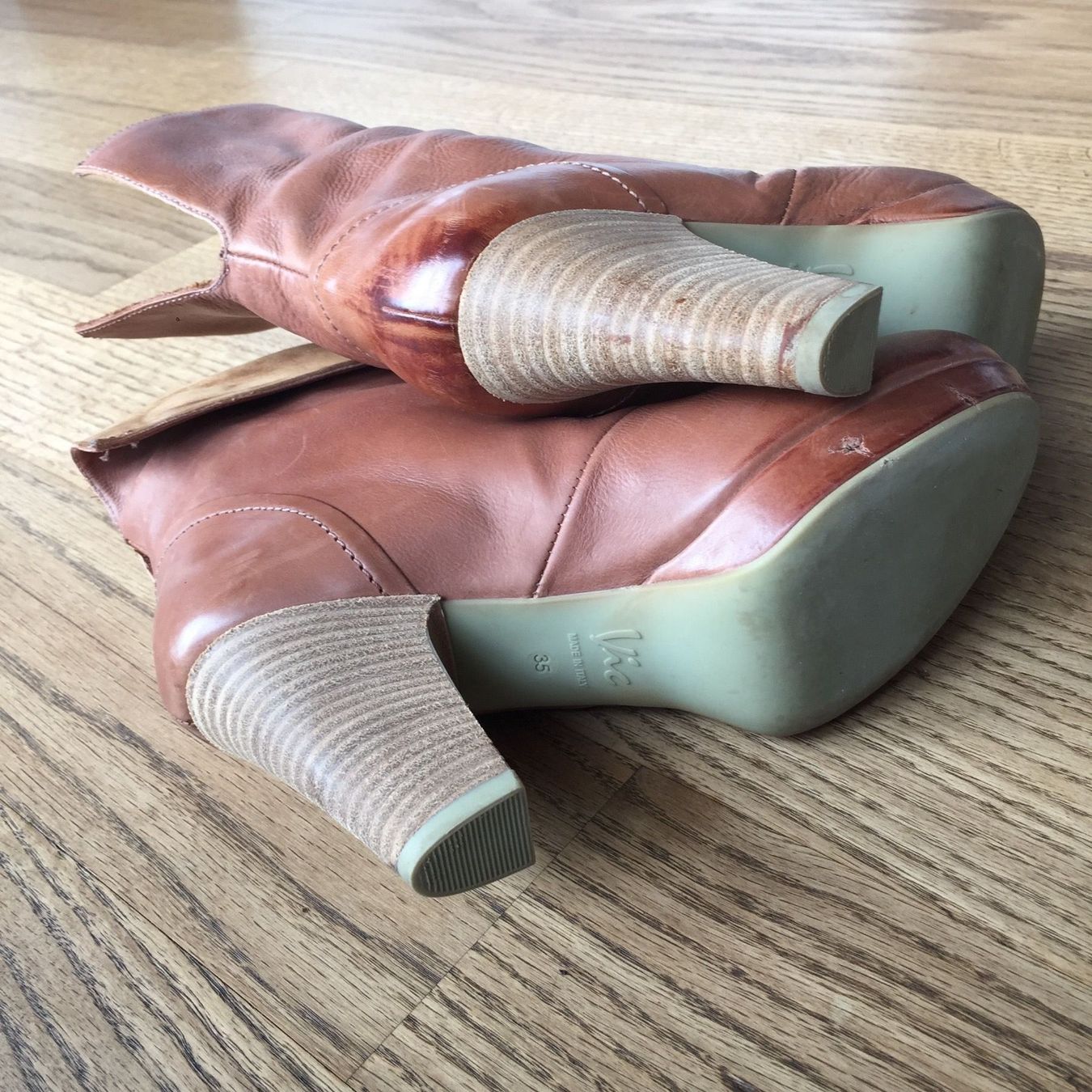 Scarpe da donna: Vic Stiefelette 35 – Usato da Rossrüti venduto da Piccola7 3