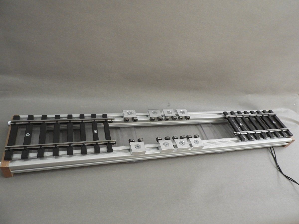 Modellini di ferrovie: Spur1 Rollenprüfstand Aluminium. Spur 1 – Usato da Winterthur venduto da Spur1 1
