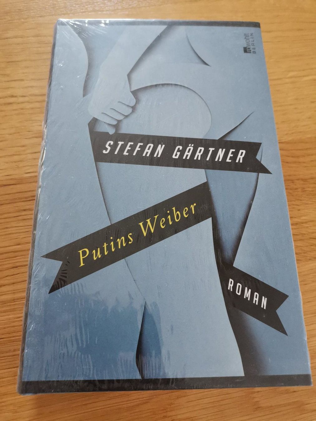 Libri: Stefan Gärtner: Putins Weiber – Nuovo e nell'imballaggio originale da Wiesendangen venduto da MMoretto