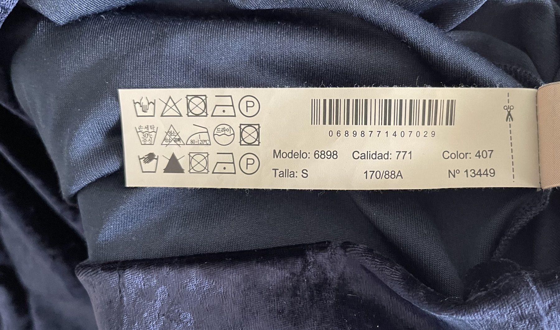 Massimo Dutti Top: dunkelblaues Samtoberteil, Massimo Dutti, Gr. S – Nuovo (secondo la descrizione) da Chur venduto da Zido 3