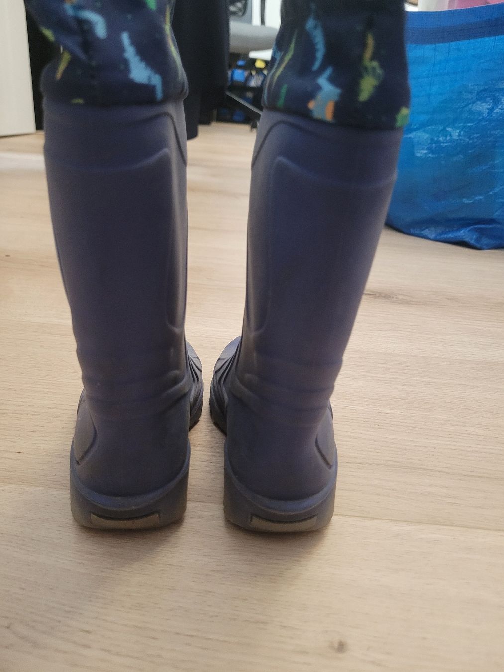 Scarpe per ragazzi: Gummistiefel Gr. 22/23 – Usato da Lupsingen venduto da sta_wgg5 5