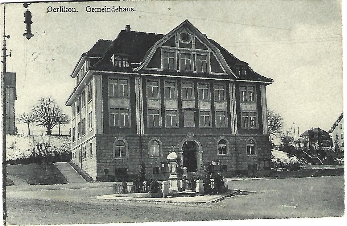 Cartes postales: Oerlikon Gemeindehaus – D'occasion à Wetzikon ZH par Brulu100