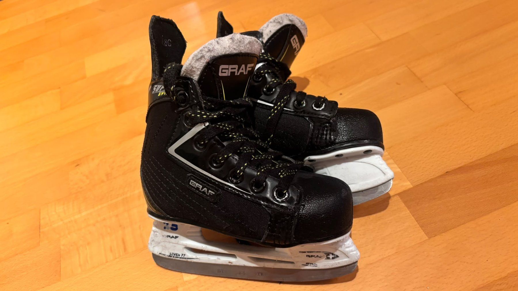 Graf Pattini da ghiaccio: Patins a glace Graf T. 25 – Usato da Crans VS venduto da cht_9s2k