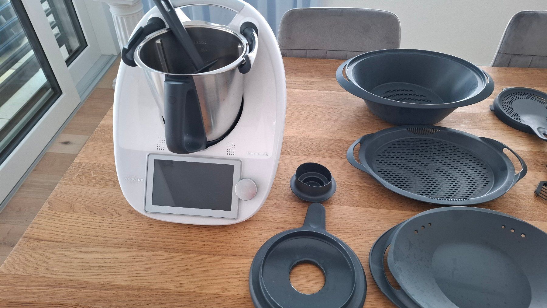 Küchengeräte: Thermomix TM6 – Gebraucht aus Maienfeld von -BlackBird-01 1