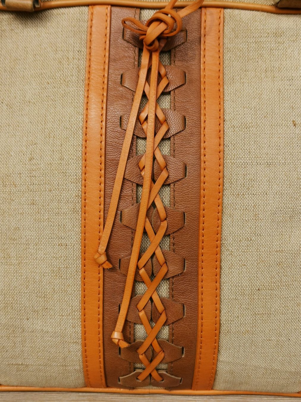 Borse da donna: ISABELLA FIORE Handtasche, Leinen und Leder – Usato da Basel venduto da Mamaree 1
