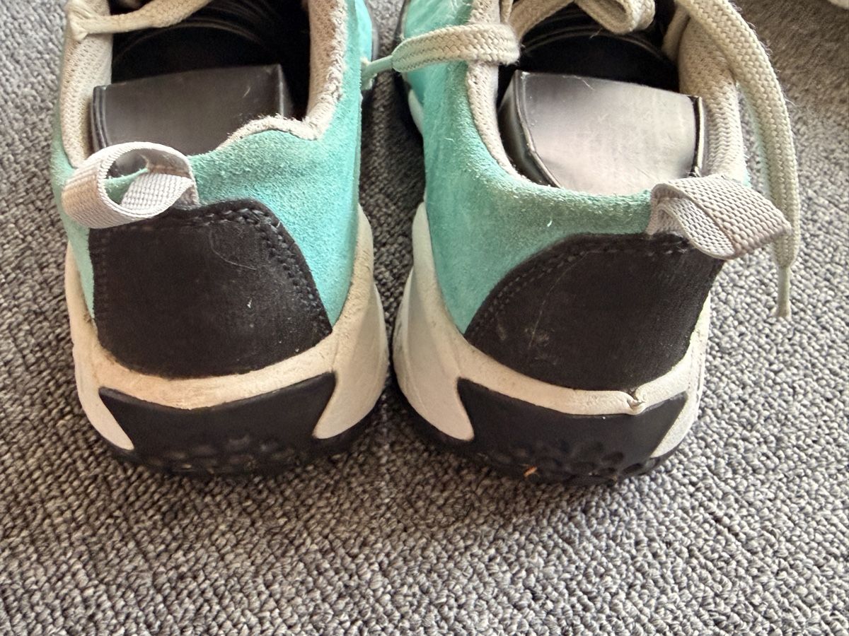 Scarpa Scarpe da donna: Scarpa AQUA femme taille 38.5 – Usato da Bulle venduto da LeMoleson 2