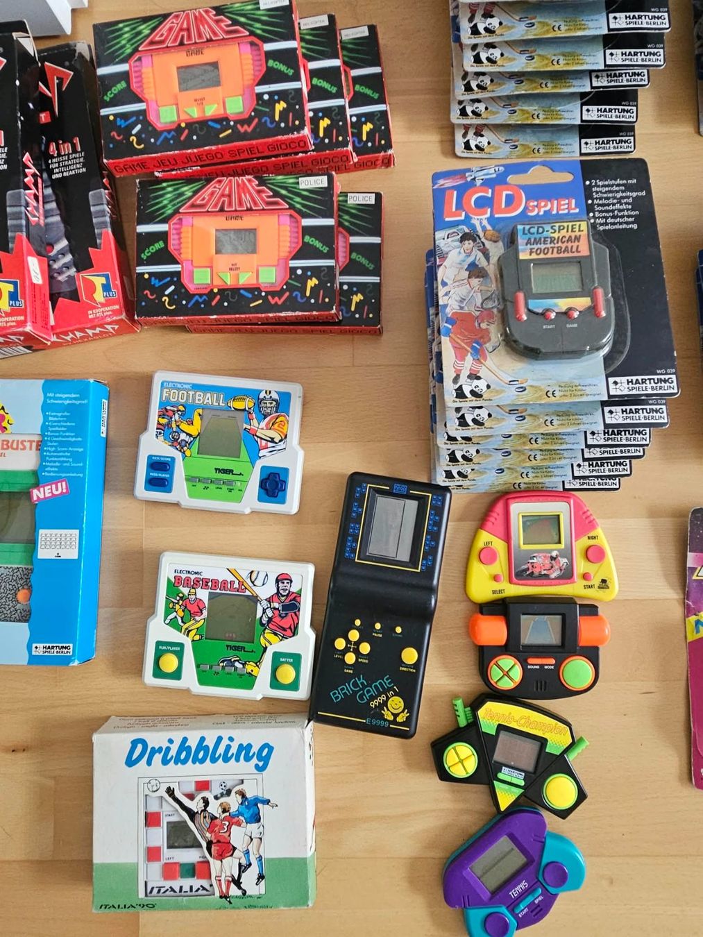 Consoles: Handheld und Lcd Spiele – D'occasion à Ruswil par Ileu 2