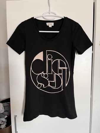 Damen T-Shirt DIESEL schwarz Grösse XS neuwertig