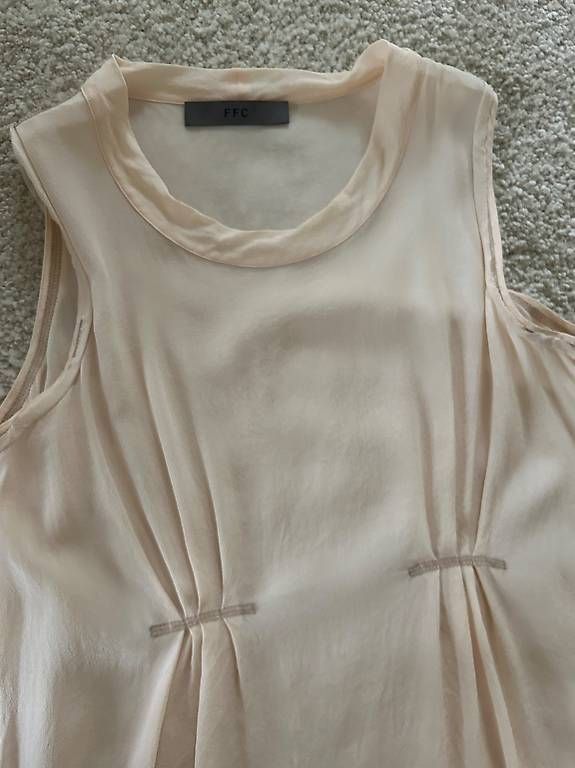 Tops: Seiden Top  – Gebraucht aus Luzern von son_jmh8 1