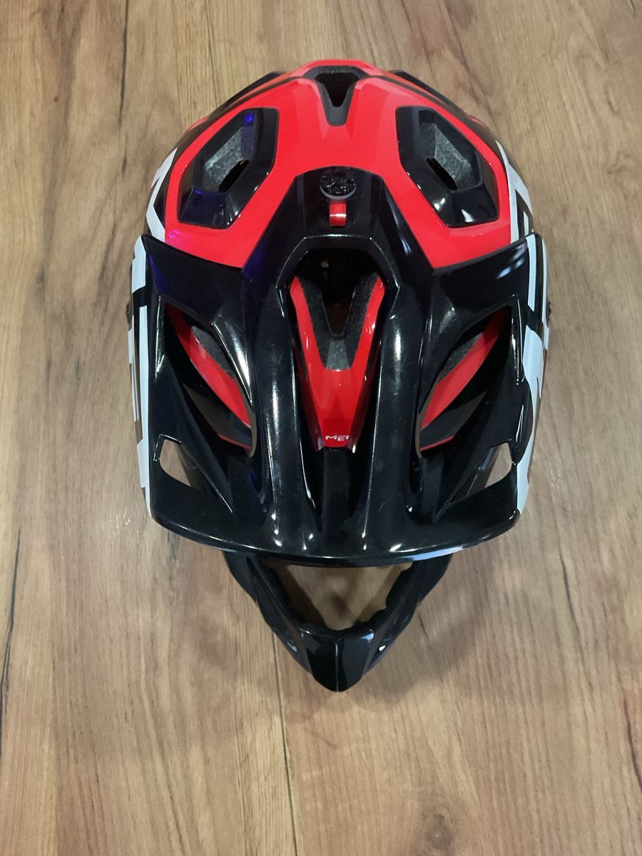 Caschi: MET Convertable / Full Face MTB Helmet – Grösse M – Usato da Richterswil venduto da Ianh1 1
