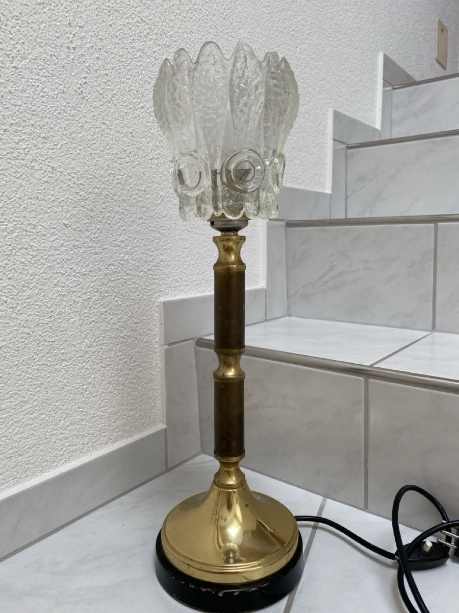 Lampade: Antike Lampe, mit Tulpenschirm aus Glas. – Usato da Biberist venduto da Momo33