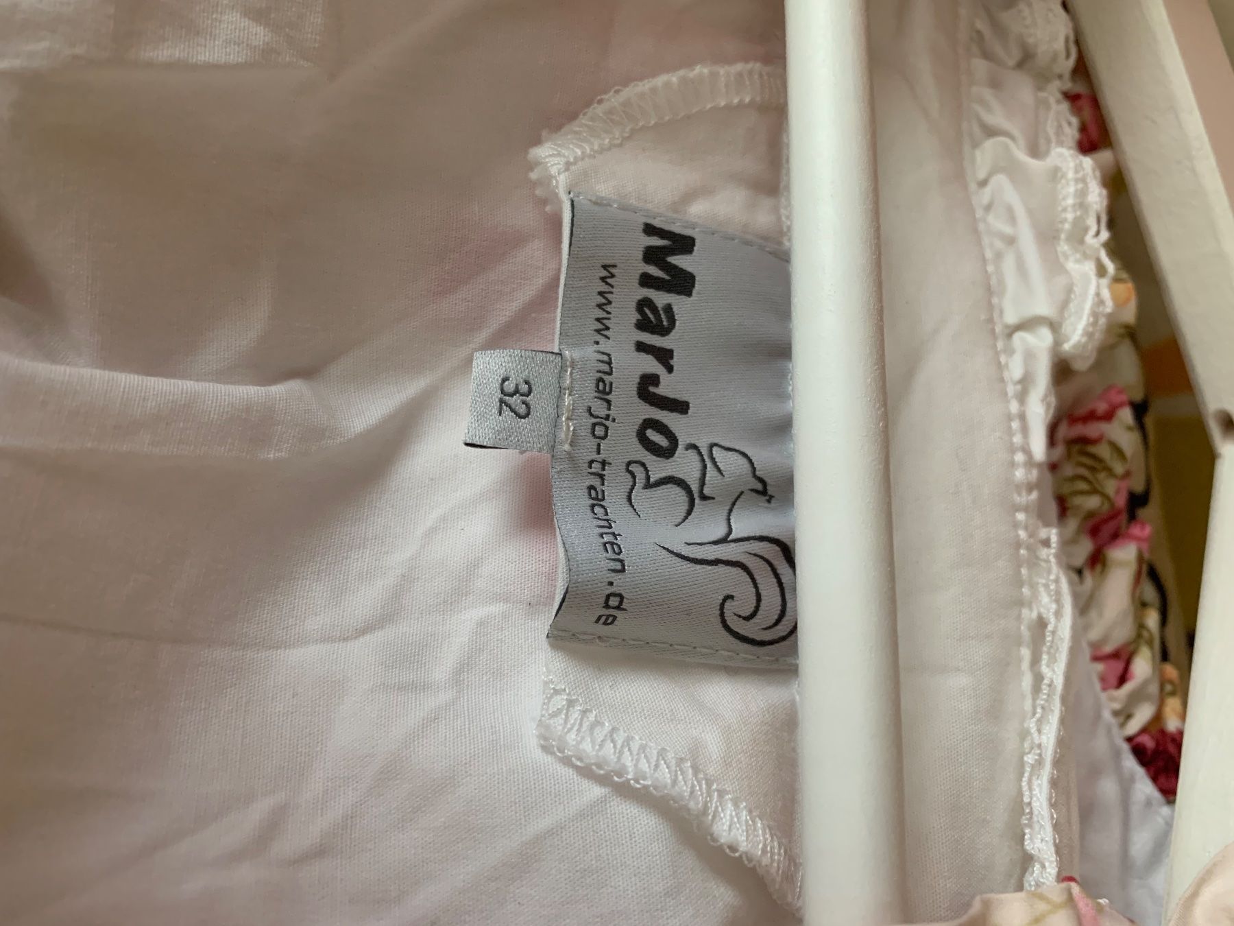 Costumes: Dirndl – D'occasion à Dietlikon par LiebenLebenLachen 6