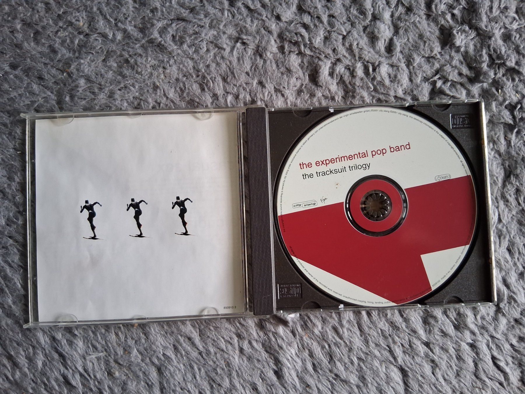 CDs: THE EXPERIMENTAL POP BAND     THE TRACKSUIT TRILOGY      CD – Gebraucht aus Wetzikon ZH von Ramones01 2
