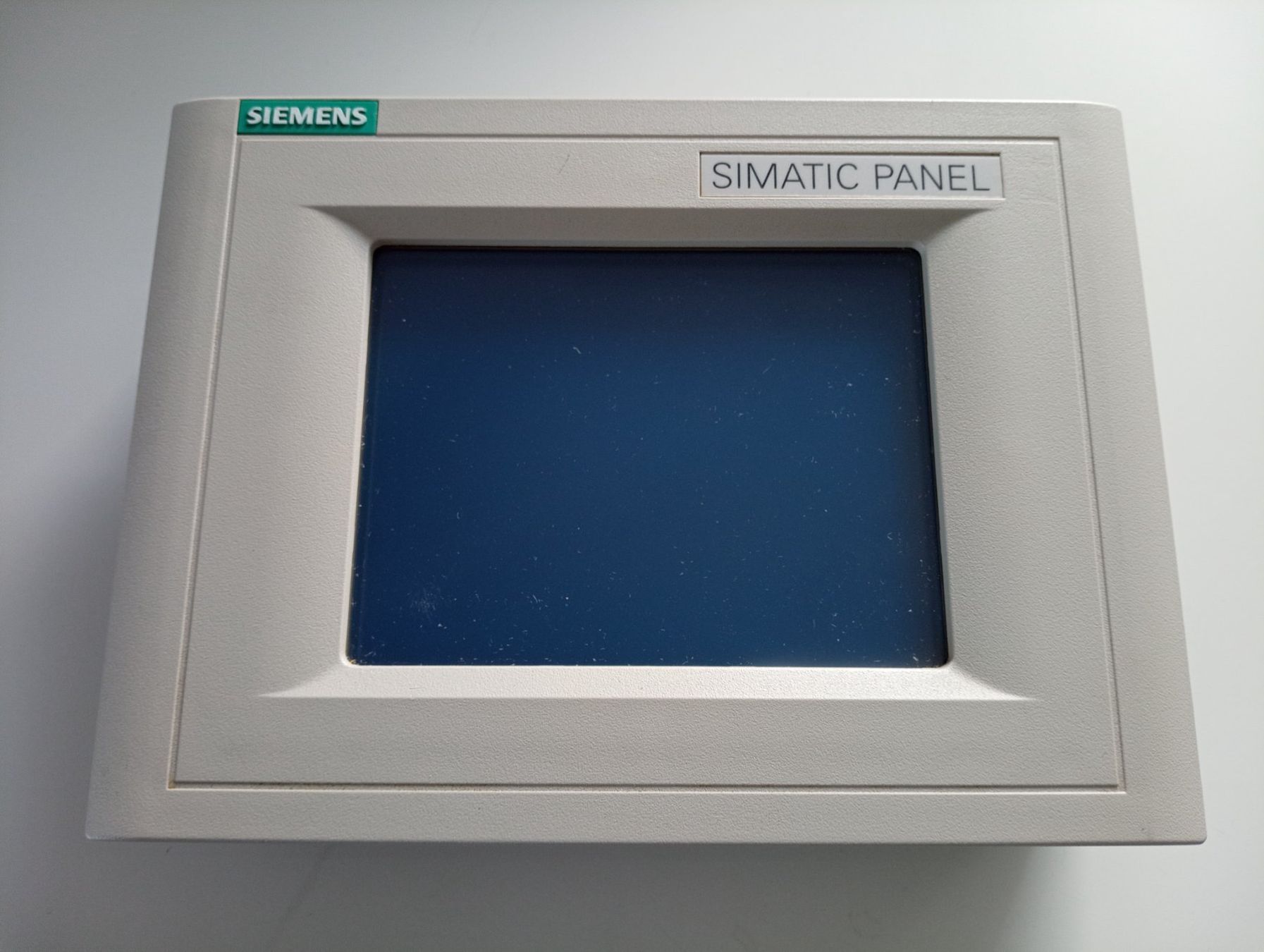 Siemens Componenti elettronici: Siemens SIMATIC TOUCHPANEL TP170A / 6AV6545-0BA15-2AX0 – Usato da Ufhusen venduto da HKSC