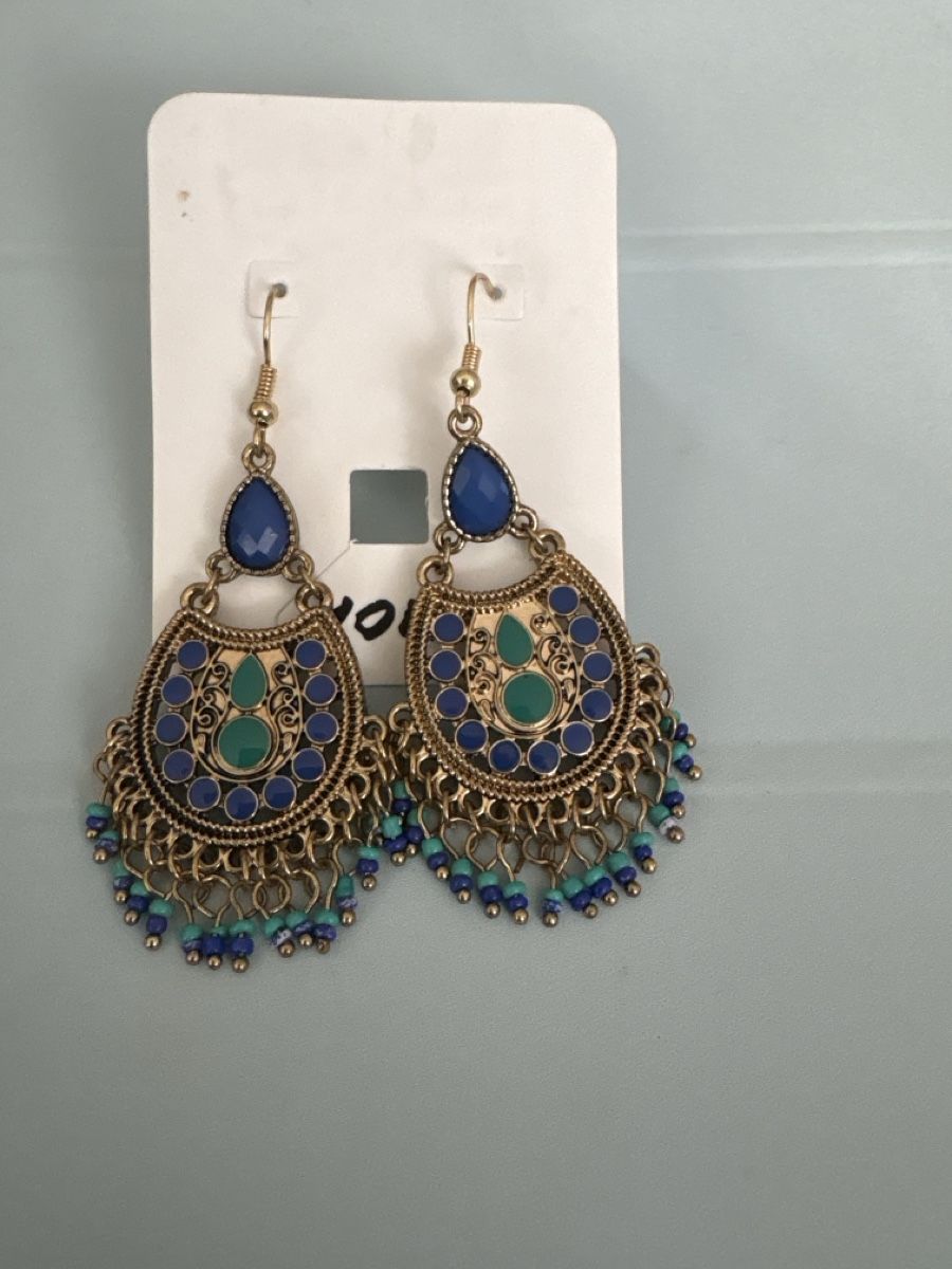 Orecchini pendenti & Orecchini a lobo: Boucles d’oreilles sans nickel – Nuovo (secondo la descrizione) da Düdingen venduto da Yellow