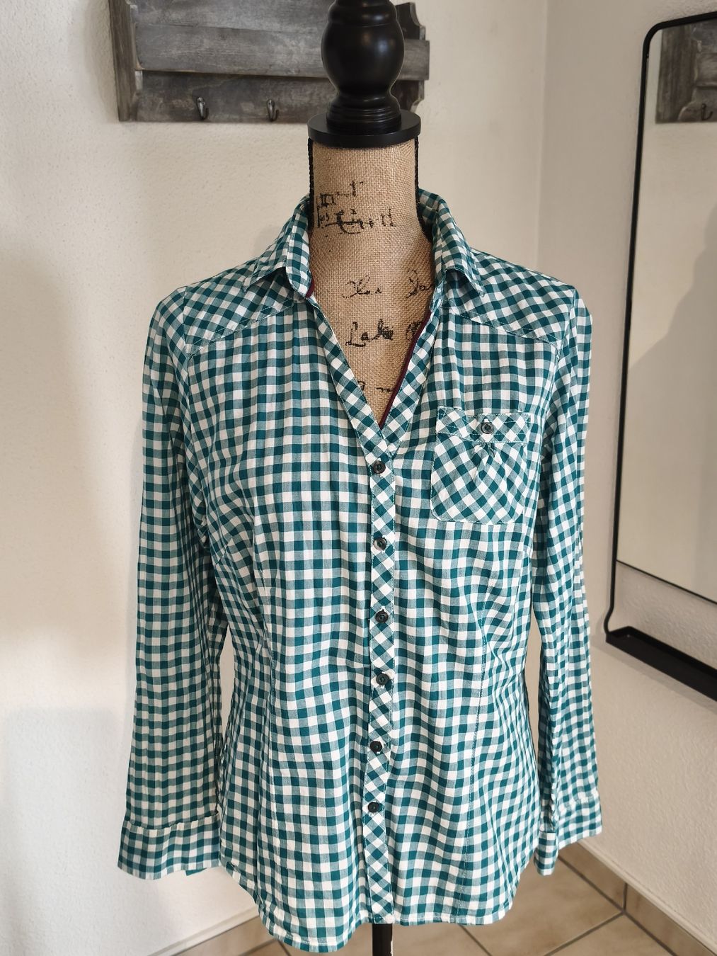Camicette: Bpc Bluse, Gr. 42, Holzfäller Look, top Zustand  – Usato da Emmetten venduto da SecondhandSiska