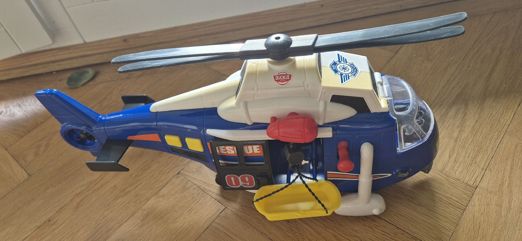 Dickie Toys Giocattoli: Dickie Toys Rescue Helicopter – Nuovo (secondo la descrizione) da Bern venduto da micheljo
