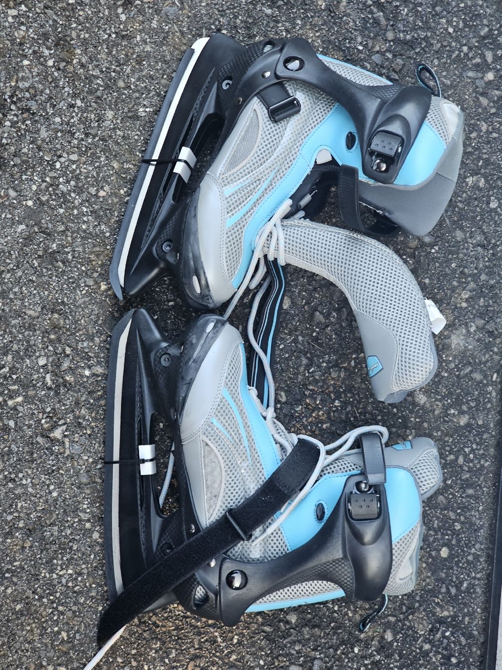 Pattini da ghiaccio: Patins à glace Obscure, taille 36 – Usato da Bulle venduto da Bflowx