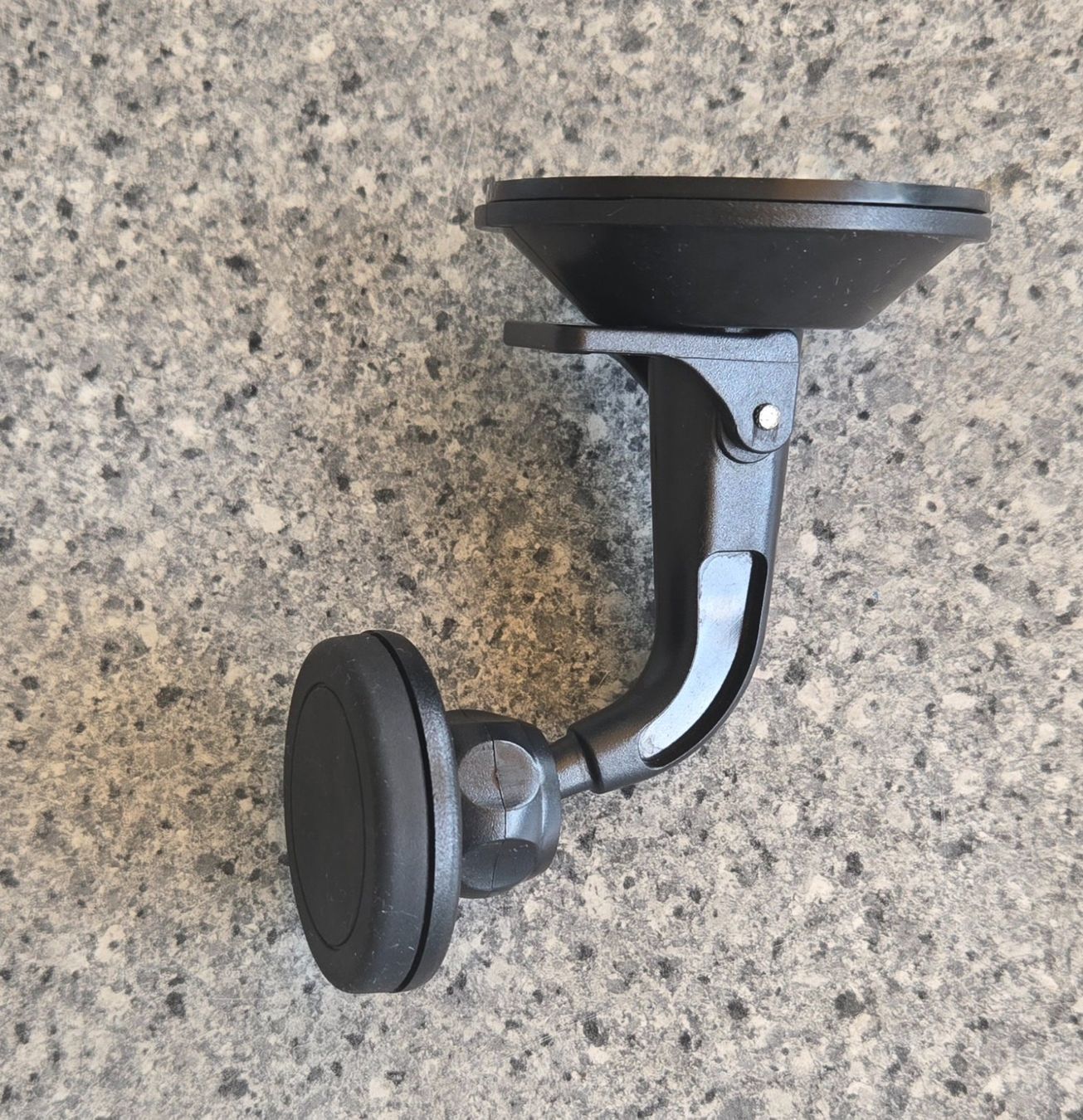 Halterungen: Auto Handyhalterung 5St  1Mal mit Ladefunktion – Gebraucht aus Oberburg von Audi-Q5 2
