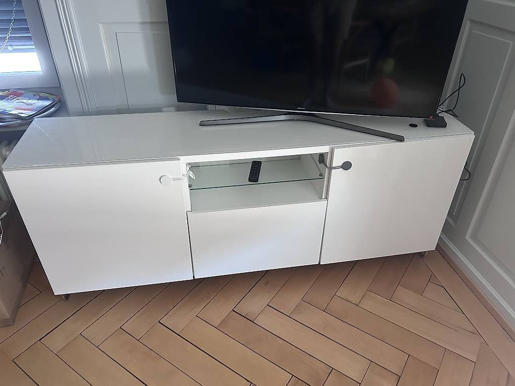 Meubles TV: TV Sideboard IKEA Besta – D'occasion à Zürich par phi_y2ly 1