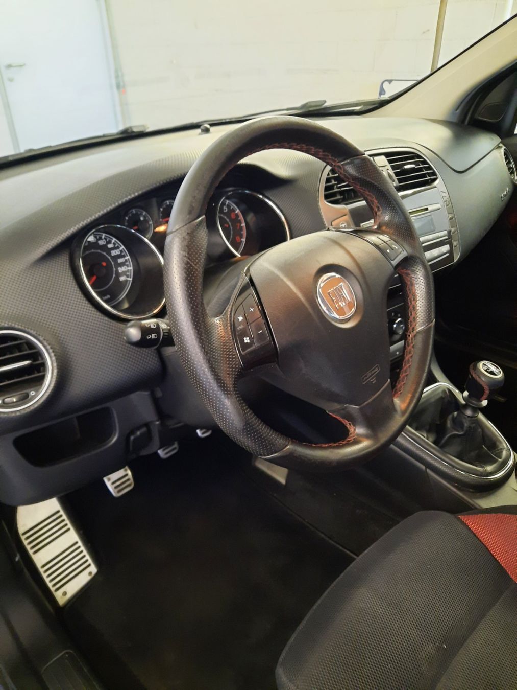 Fiat Automobili: Fiat Bravo 1.4T 6G – Usato da Ottikon b.Kemptth. venduto da Sharan6 2