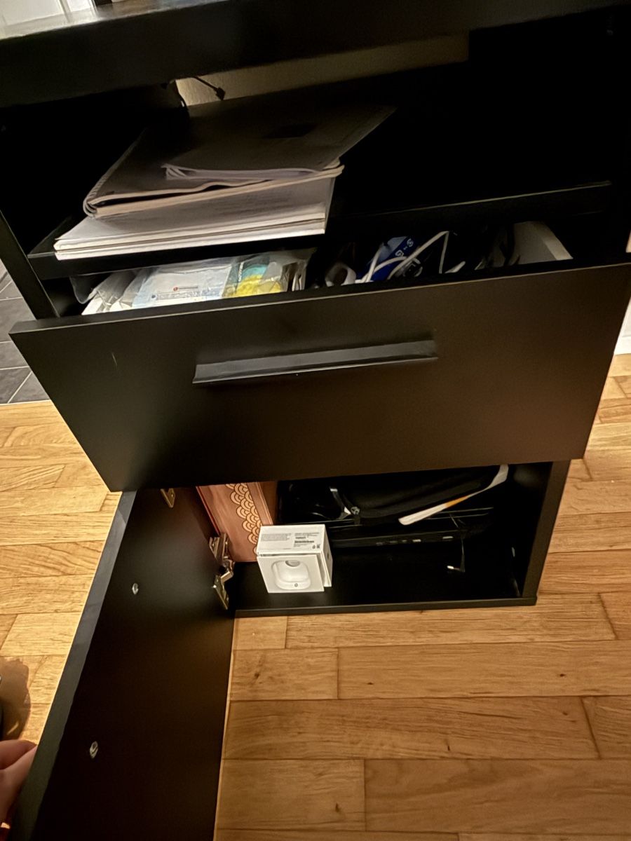 Schreibtische: Schreibtisch/ Bürotisch – Gebraucht aus Steffisburg von sab_pbw7 1