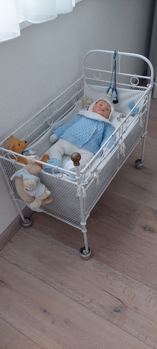 Bambole: Antikes Puppenbett – Usato da Muri AG venduto da nindo1 2