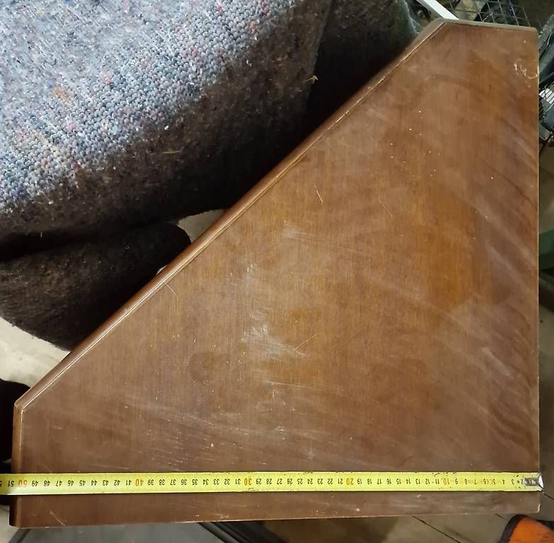 Vitrines: Eckvitrine – D'occasion à Schüpfheim par Cosama 1